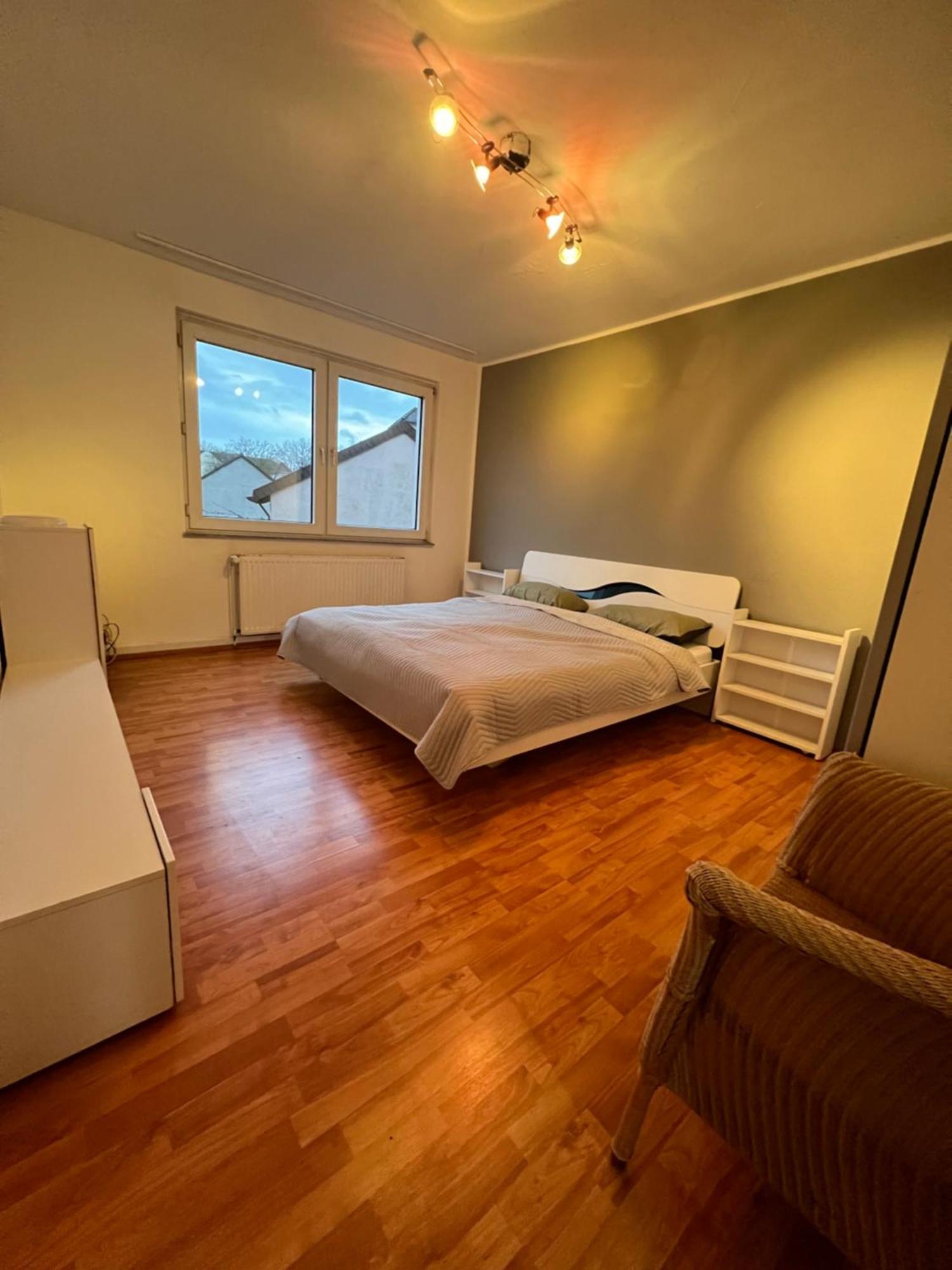 Gemuetliche Ferien-/Monteurenwohnung In Herne Luaran gambar